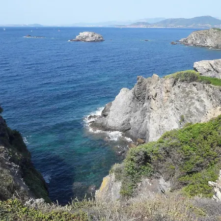 Cosy 100 M2 - Climatise - Calme -centre-ville Hyeres