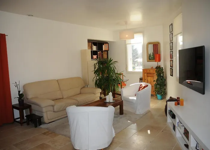 Cosy 100 M2 - Climatise - Calme -centre-ville Apartment Hyères