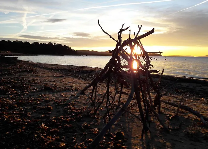 Cosy 100 M2 - Climatise - Calme -centre-ville Apartment